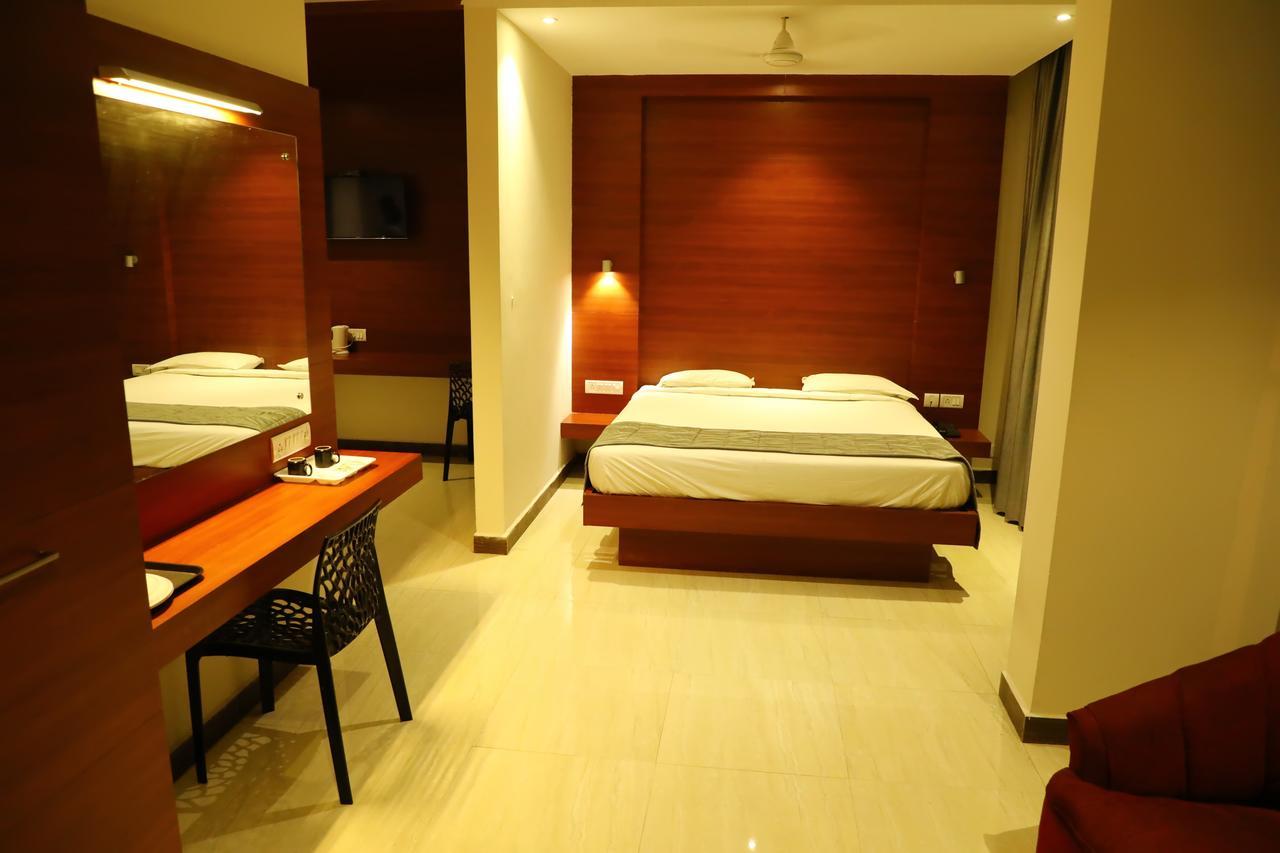 Avenue Hotel Chennai Luaran gambar