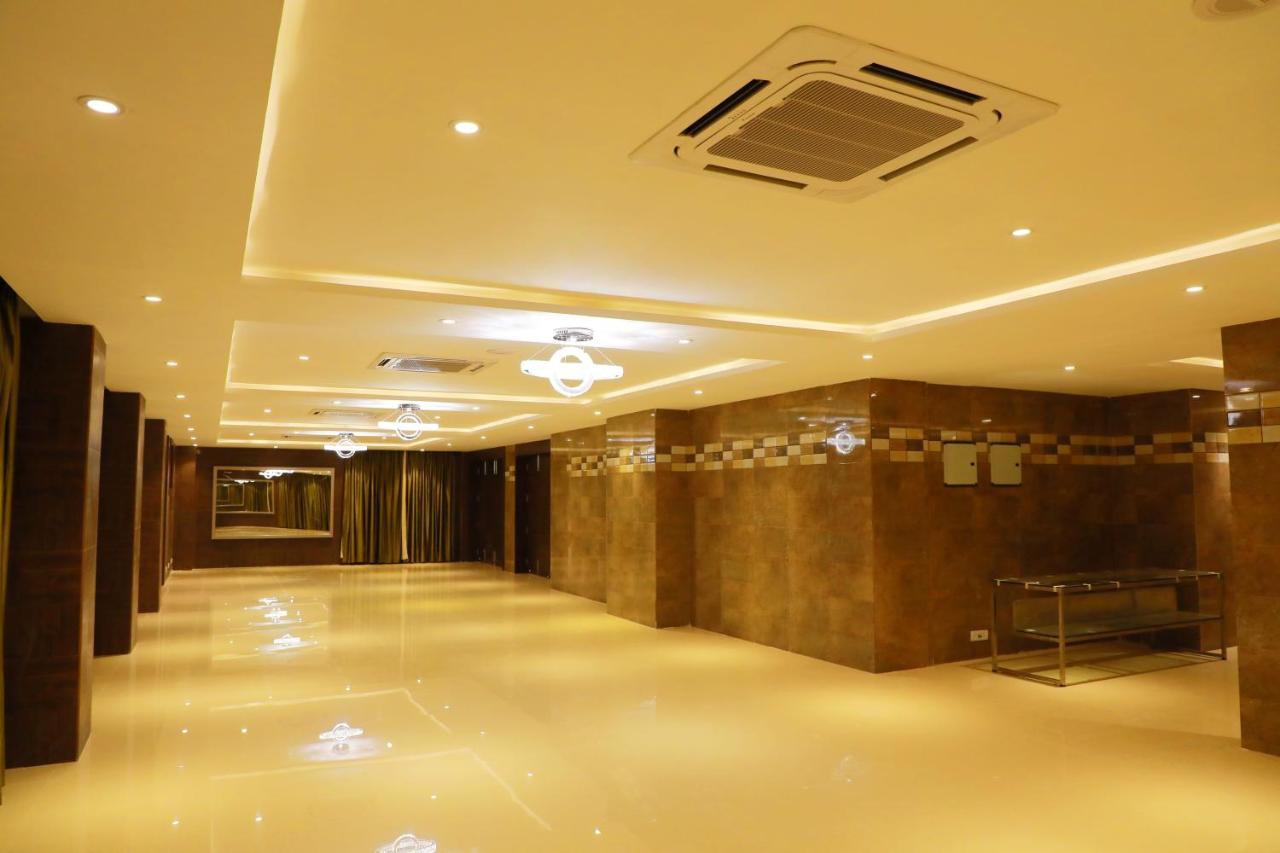 Avenue Hotel Chennai Luaran gambar